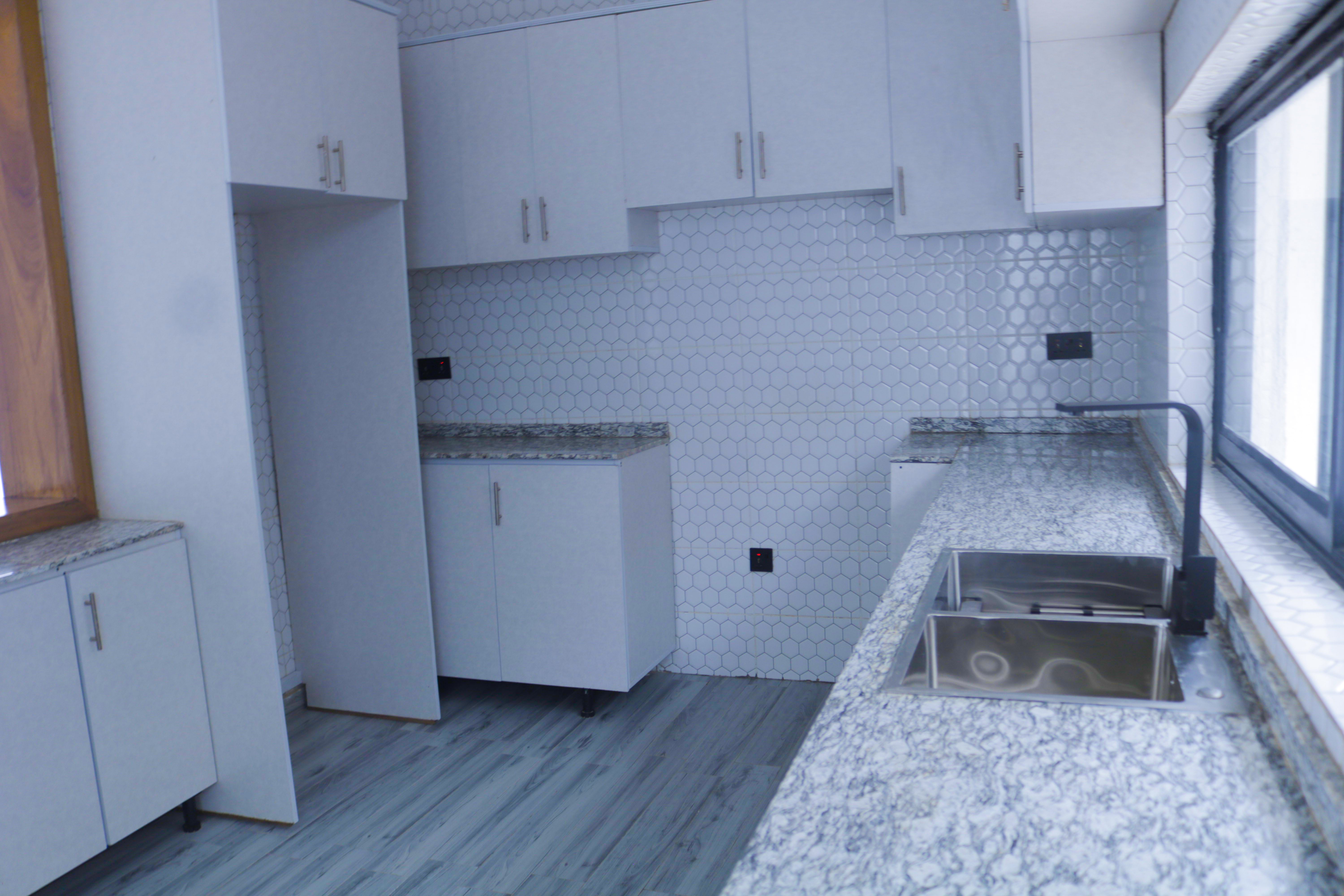 Luxury Living in Kigali for sale - Image 11