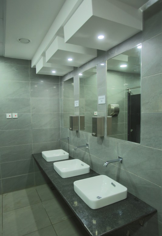 Business Building for Sales in Kigali City Center – Prime Investment Opportunity - Image 7