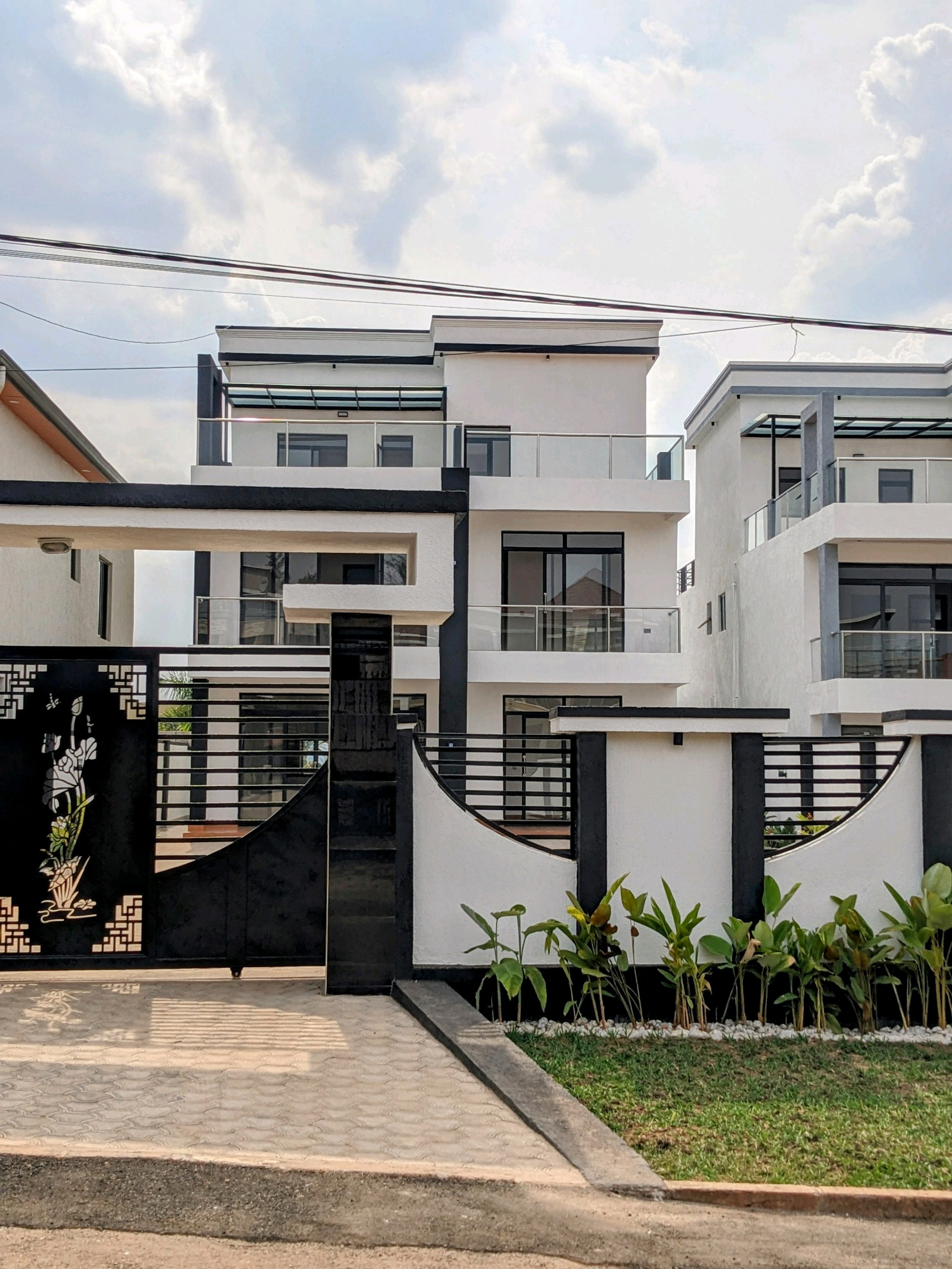 FOR SALE: Modern 10-Bedroom Luxury Home in Kibagabaga – Kigali, Rwanda 🇷🇼 - Image 17