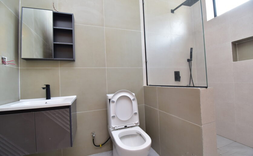 FOR SALE: Luxury 5-Bedroom House – Kigali, Rwanda - Image 3