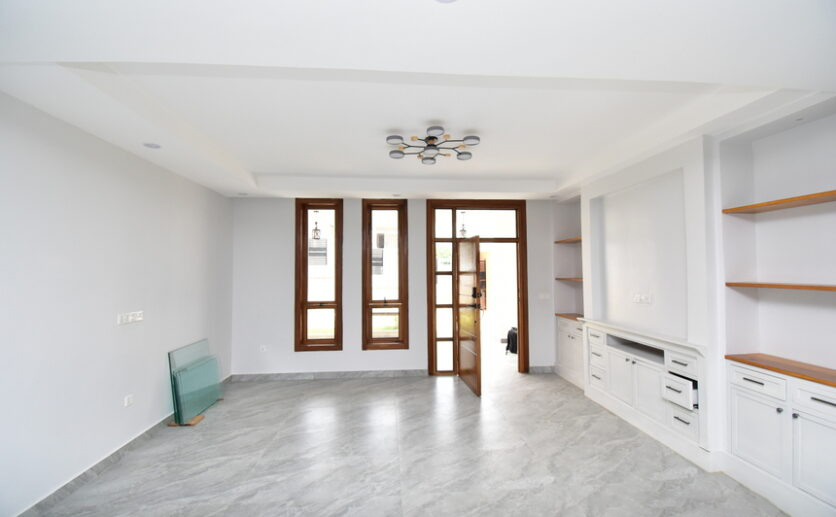 Luxury 5-Bedroom House in Kigali – Prime Location | RWF 500M - Image 5