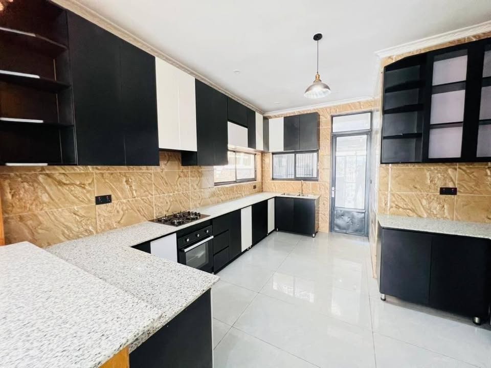 5-Bedroom Furnished House for Rent in Kibagabaga – Near Pili Pili - Image 10