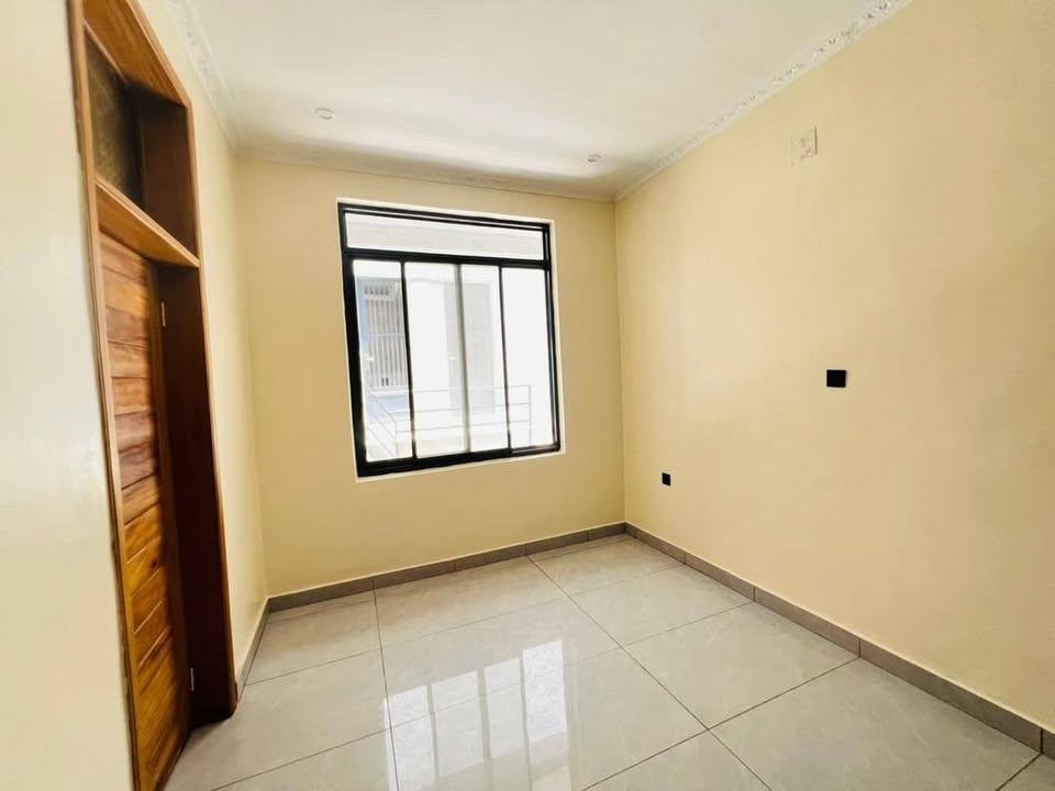 5-Bedroom Furnished House for Rent in Kibagabaga – Near Pili Pili - Image 2