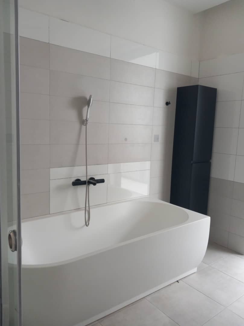 Low-Rise Block of 3 Modern Houses for Rent in Kiyovu – Kigali’s Prime Location - Image 12