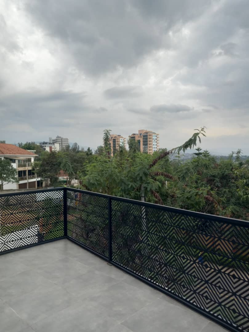Low-Rise Block of 3 Modern Houses for Rent in Kiyovu – Kigali’s Prime Location - Image 4