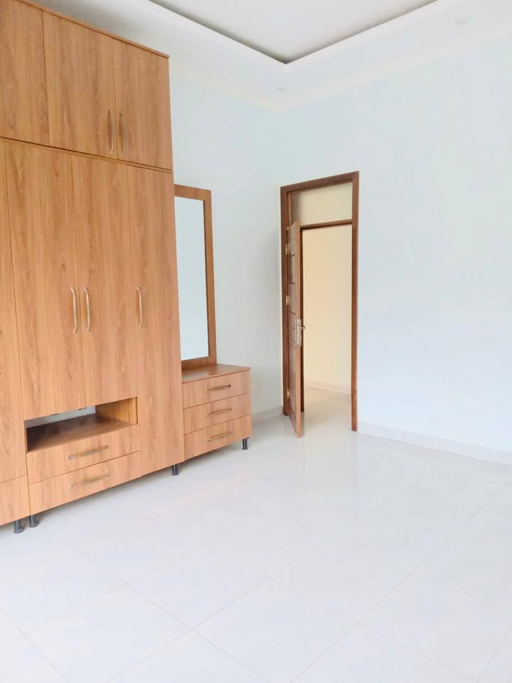 Gacuriro Two-in-One Biggest House for Sale – Luxury Living in Kigali - Image 1