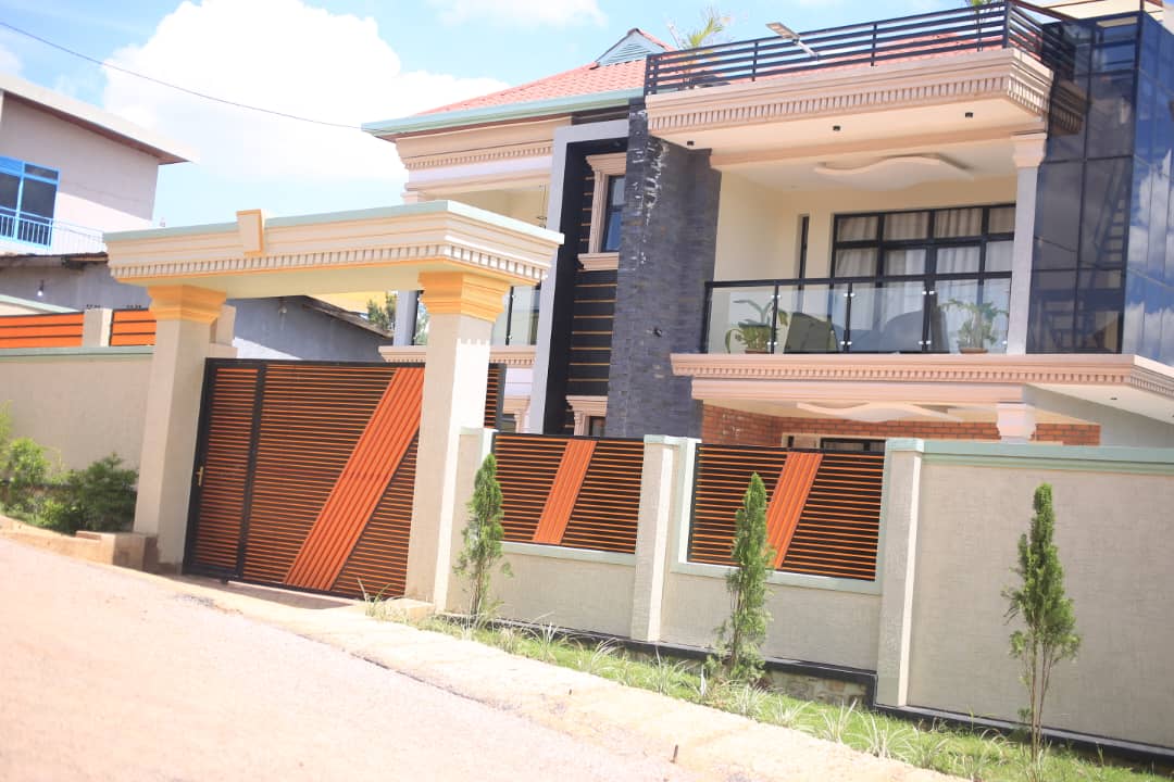 House for Sale in Kigali – Kimironko | Beautiful 4-Bedroom Home - Image 4