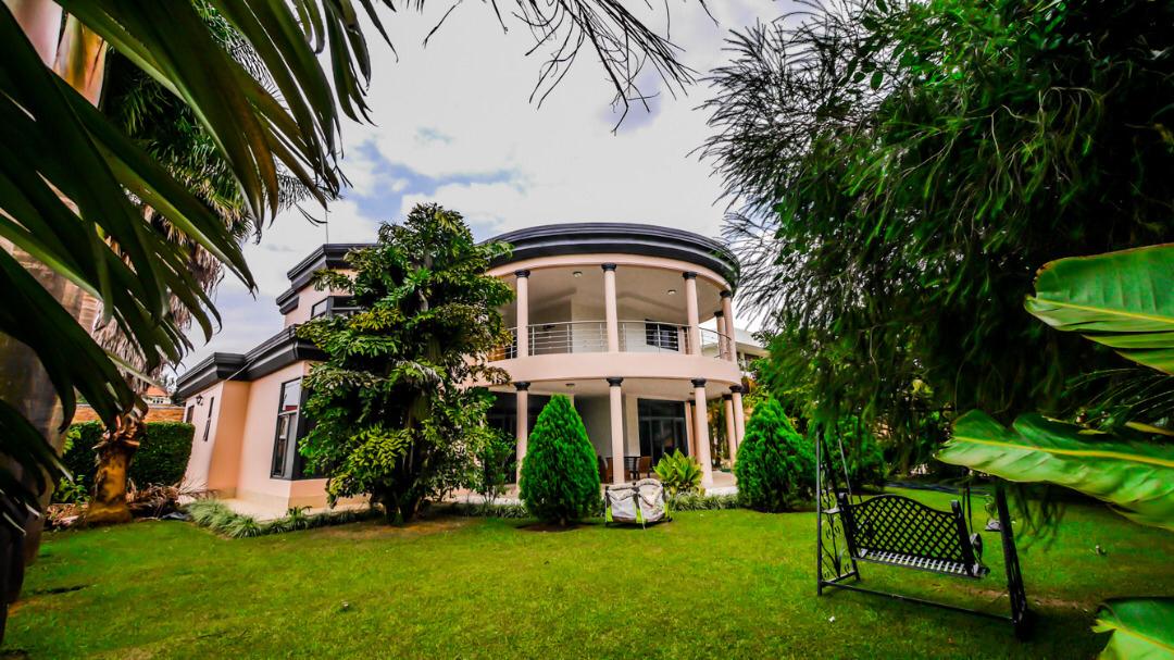 Modern 5-Bedroom Villa for Sale in Kibagabaga – $600,000 - Image 1