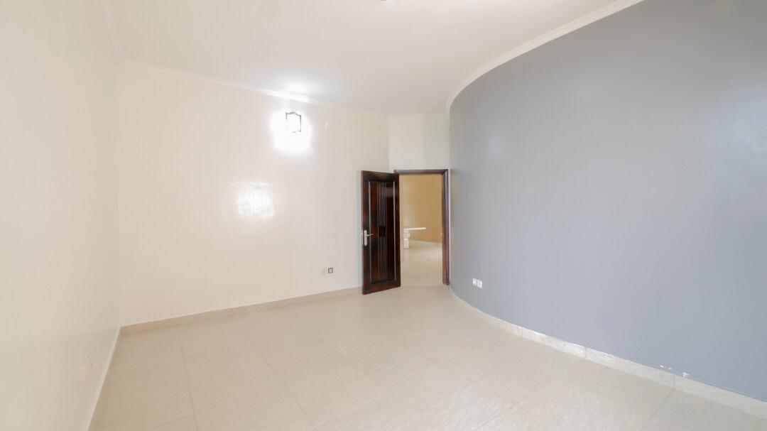 Modern 5-Bedroom Villa for Sale in Kibagabaga – $600,000 - Image 18