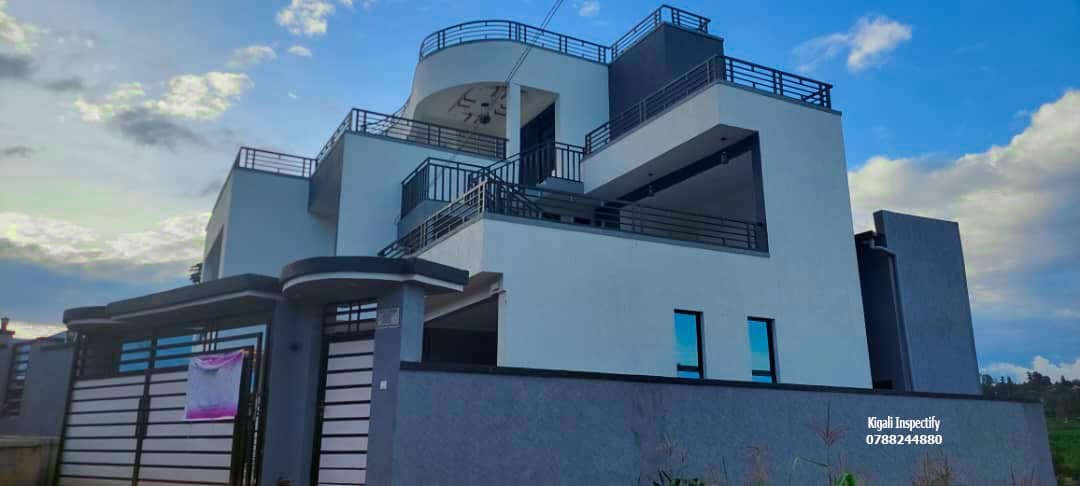 Modern 6-Bedroom House for Sale in Kibagabaga, Kigali – $553,000 - Image 5