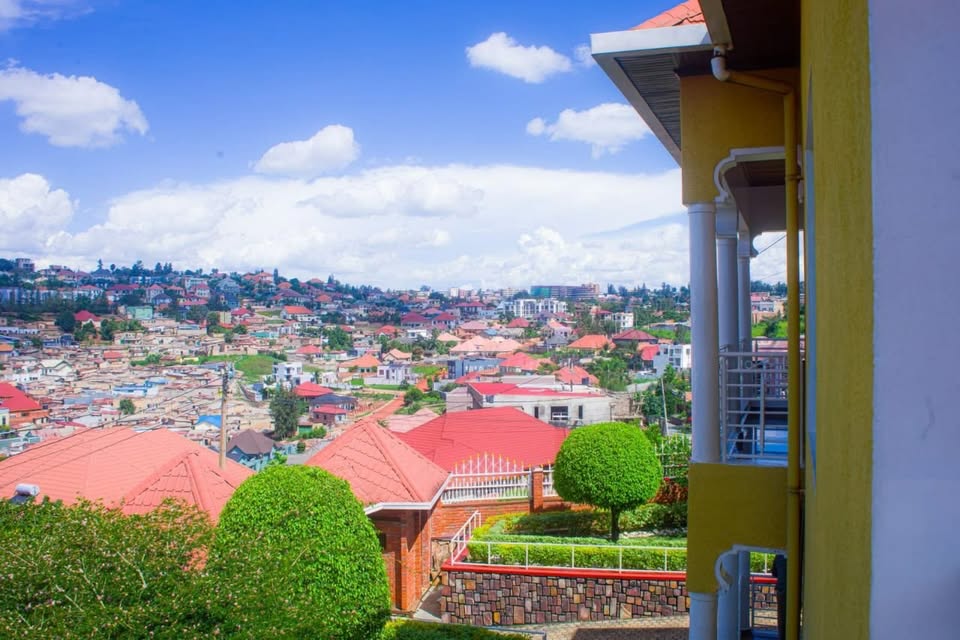 Kibagabaga – Biggest Plot Beautiful House for Sale | 500 Million RWF - Image 7