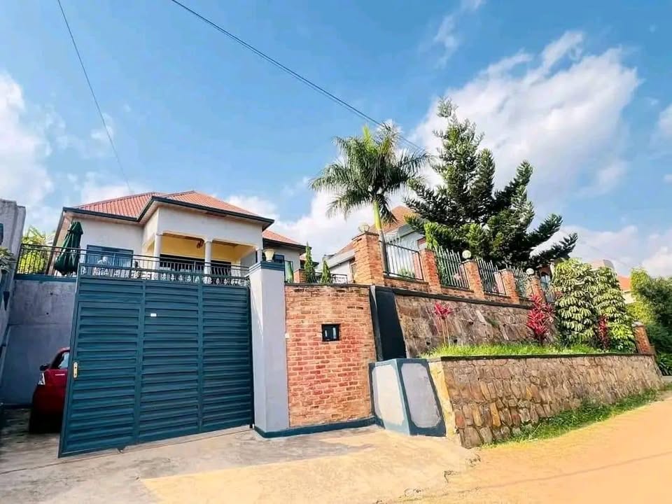 House for Sale in Kibagabaga – Kigali, Rwanda | 4-Bedroom Home with Garden - Image 5