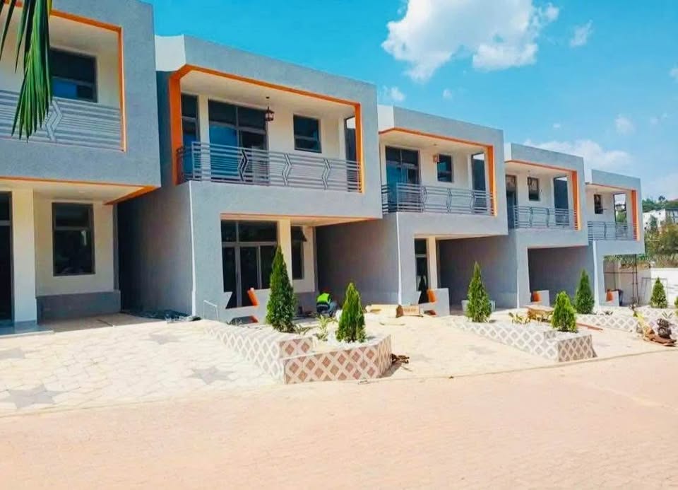 Fully Furnished House for Rent in Nyarutarama – Kigali, Rwanda | $1,000/Month - Image 1