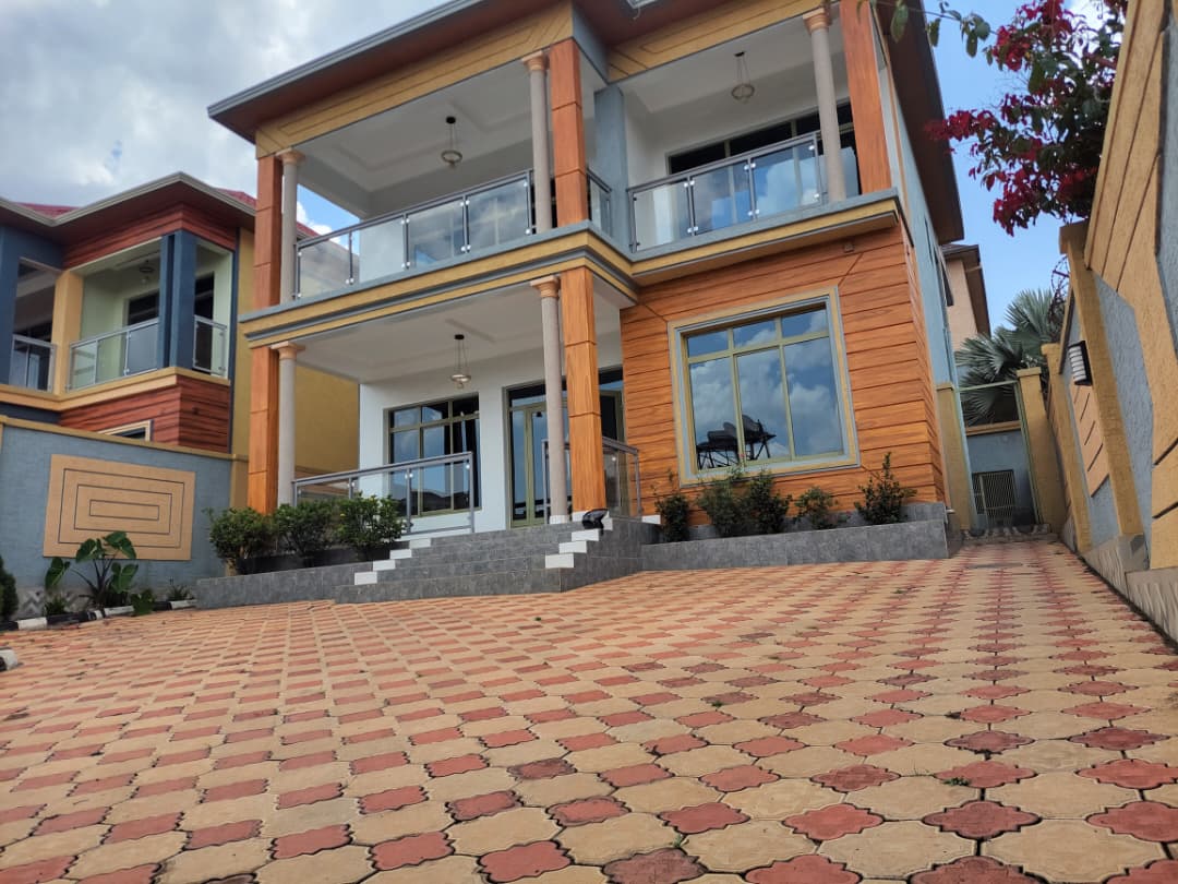6-Bedroom House for Rent in Kibagabaga – $1,500/month - Image 3