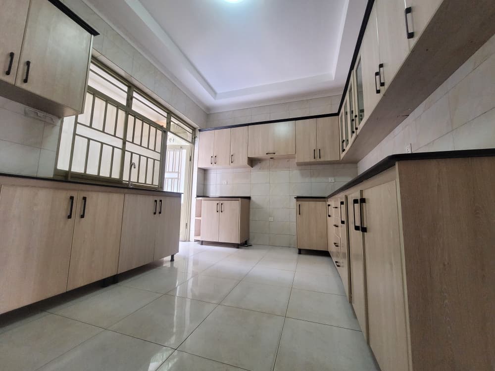 6-Bedroom House for Rent in Kibagabaga – $1,500/month - Image 17