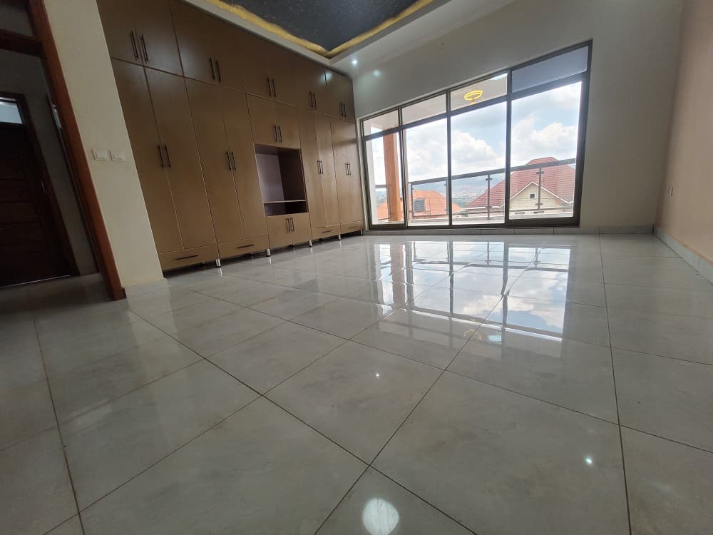 6-Bedroom House for Rent in Kibagabaga – $1,500/month - Image 15