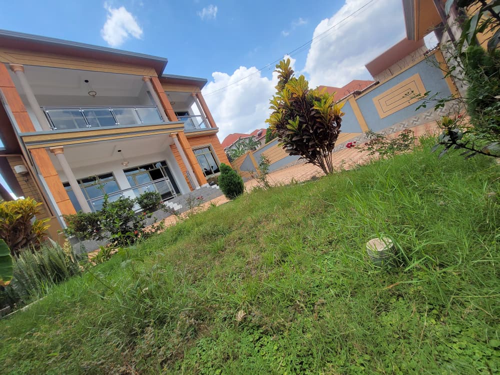 6-Bedroom House for Rent in Kibagabaga – $1,500/month - Image 5