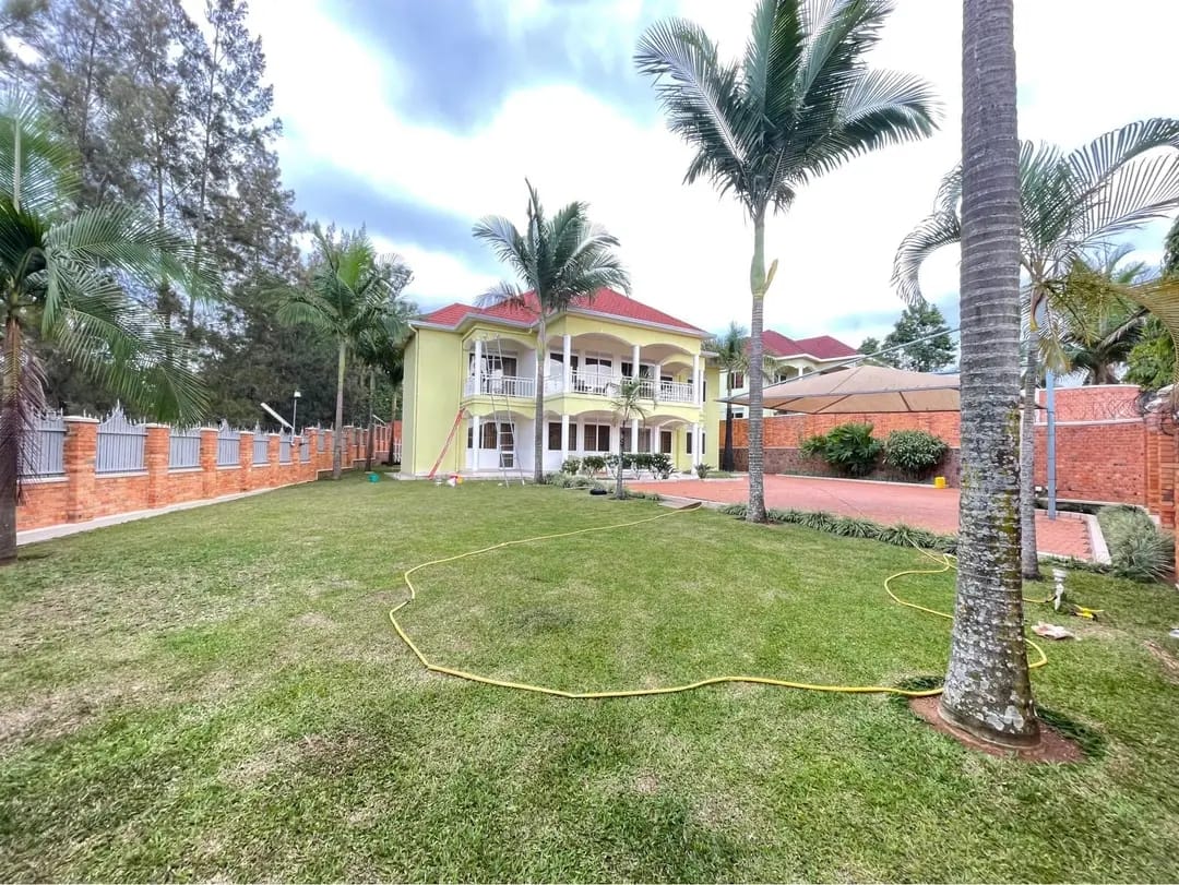Fully Furnished 6-Bedroom Luxury House for Rent in Kibagabaga – $3,000/month - Image 3