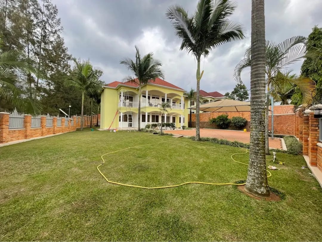 Fully Furnished 6-Bedroom Luxury House for Rent in Kibagabaga – $3,000/month - Image 1
