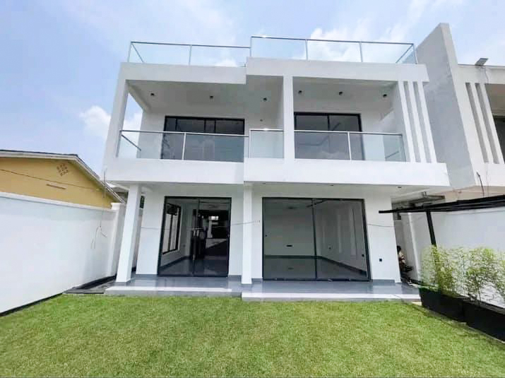 New House for Sale in Kibagabaga – Luxury 6 Bedroom Home in Kigali