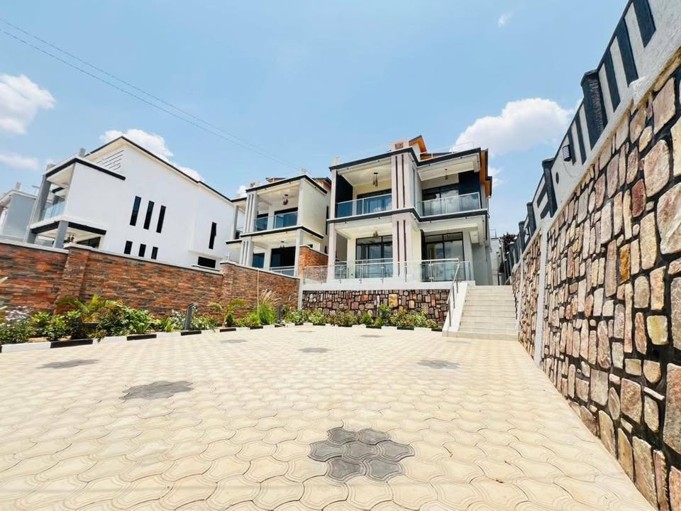 5-Bedroom Furnished House for Rent in Kibagabaga – Near Pili Pili