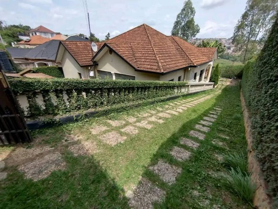 Beautiful Fully Furnished House for Rent in Kibagabaga